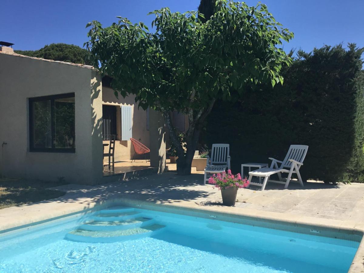 Petit Cocon Dans Le Luberon Lägenhet Lauris Exteriör bild